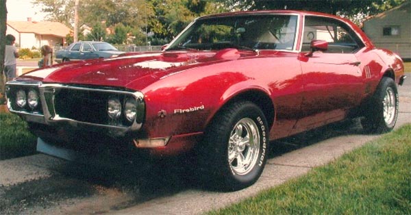1968_Toredor_Red_Pontiac_Firebird_400_Coupe.jpg